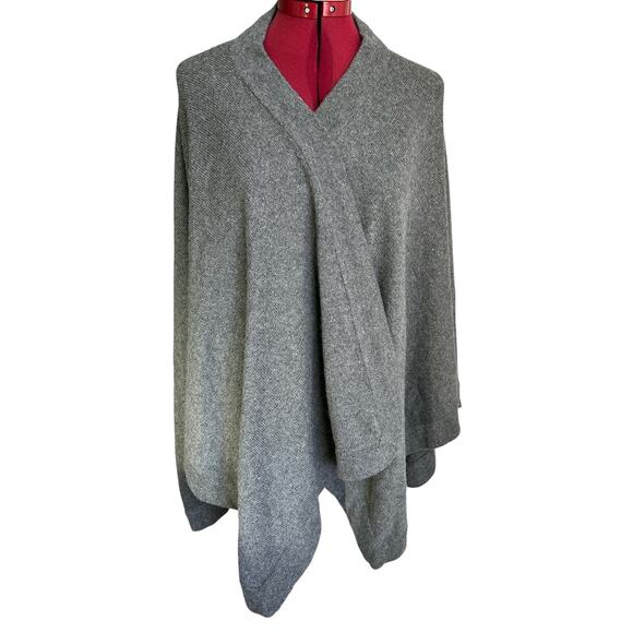 Talbots One Size Cashmere And Wool Blend Gray Open Poncho Cape Shawl‎ Sweater - Picture 1 of 7